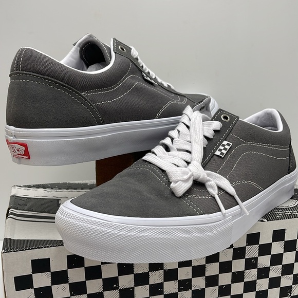 Vans Men’s Skate Old Skool 
Pewter/True White
VN0A5FCB195 Sneakers - Picture 8 of 16